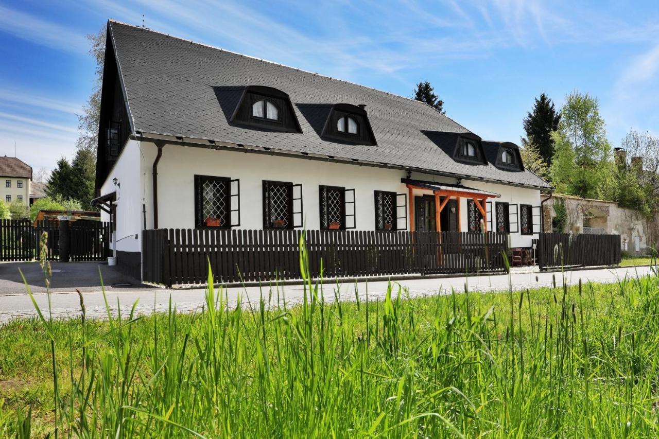 Na Starem Meste Wallern Exterior foto